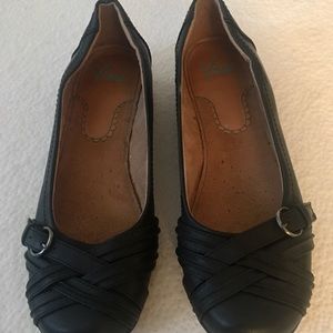 Women’s Flats